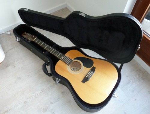 Akustikgitarre