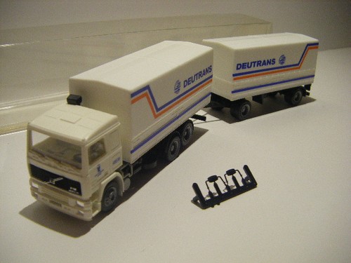 Albedo herpa volvo f12 phz - albedo,
