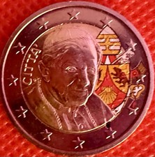 2 Euro Farb-Kursmünze Vatikan 2011 „Papst Benedikt“, teil-coloriert