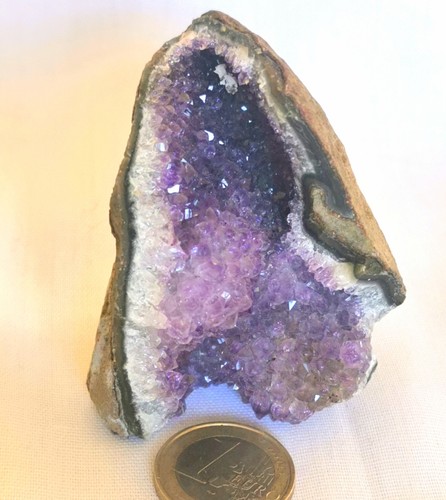 Amethyst geode druse - geode,