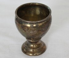 SCHÖNER ALTER EIERBECHER AUS