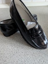 Neue Waldläufer Schuhe