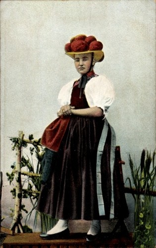 Frau gutacher tracht - ak,