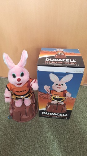 Duracell mountain bunny cm - mountain,