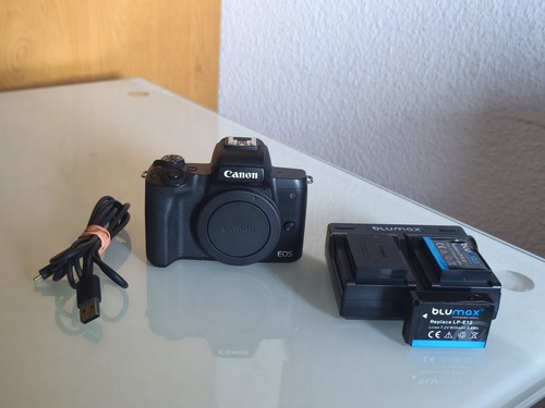 Canon eos m50 dslr - canon,
