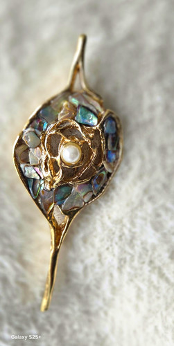 Brosche blume goldoptik - brosche,
