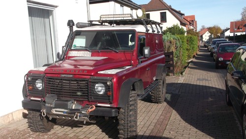 Land rover defender - land,