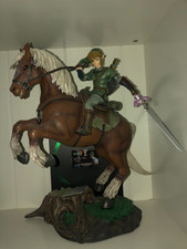 First 4 Figures - The Legend Of Zelda Twilight Princess Link on Epona Statue 