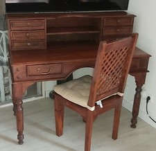 Massivholz Sekretär die Beine