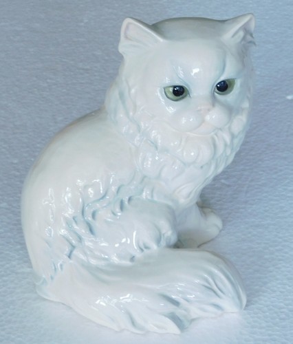 Porzellanfigur sitzende katze - porzellanfigur,