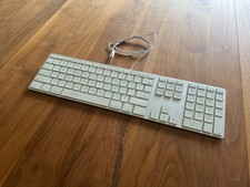 Original Apple USB-Tastatur (US-Layout QWERTY)