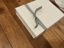 Brunello Cucinelli Karton - Top Zustand - 44 x 35 x 8,5 cm