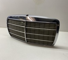 Mercedes W123 S123 C123 Kühler Front Grill Maske Gitter Chrom 1238880923 TOP