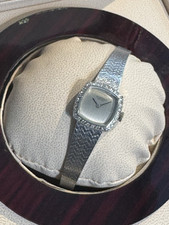 Damenuhr 750 Weißgold Pallas Para mit 0,36 ct Diamanten 28 Stück