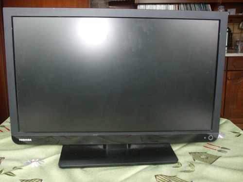 Toshiba fernsehe 56cm - fernsehe, full