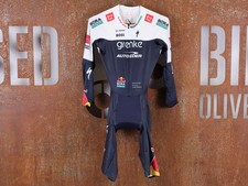 SPECIALIZED TGA ROOKIES OF RED