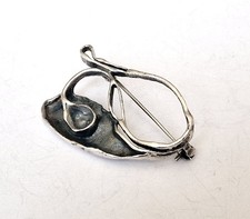 Stilvolle Brosche 925er Silber
