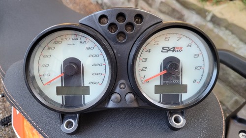 Ducati monster s4rs cockpit - ducati,