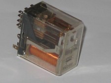 Kammrelais, Relais, 4x UM