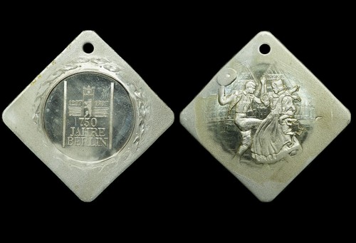 Helmut könig alu medaille - helmut, /