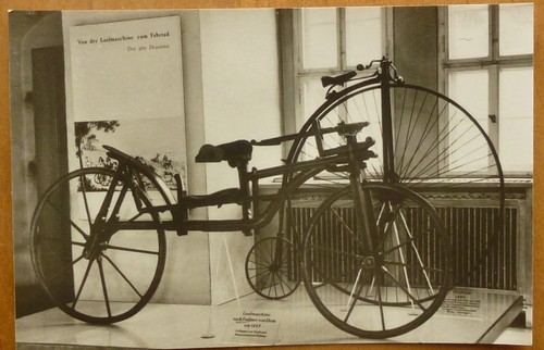 Fahrrad vorläufer hochrad - fahrrad, in
