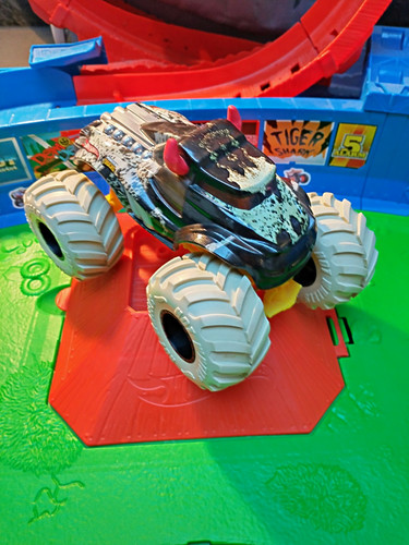 Xxl hot wheels monster - xxl, monster-trucks