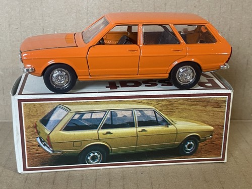 Schuco 301 619 passat - 619, vw