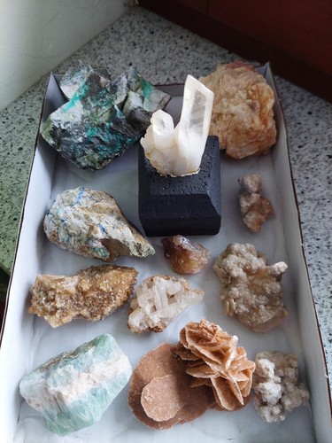 Mineralien sammlung - mineralien,