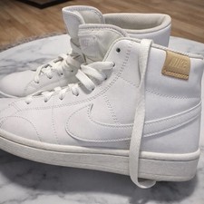 Weiße Nike High Top Sneaker