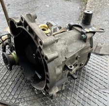 Schaltgetriebe 5-Gang ESY VW Lupo 1.0 Bj 2000 999 CCM 37 KW