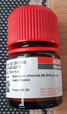 5g Rubidiumchlorid Abfüllung