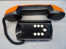 DDR-RFT-Spezialausführung Wandtelefon Gerät mit 7 Tasten aus VEB Zwintschöna