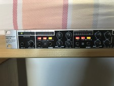 Behringer 4-Kanal-  Kopfhörerverstärker Powerplay Pro-XL