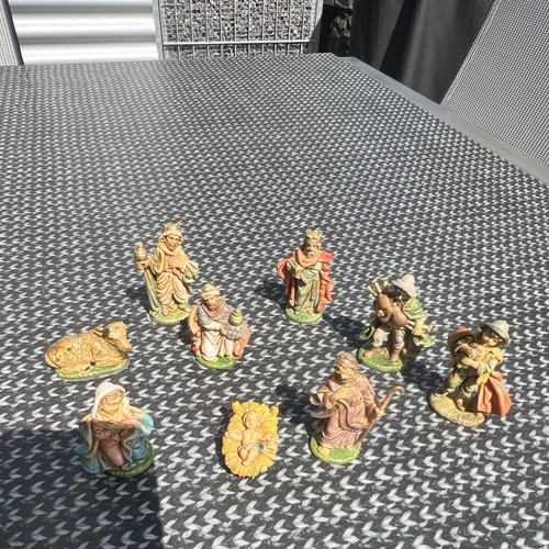 Krippenfiguren set teilig - set, 8-teilig