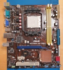 Mainboard ASUS M2N68-AM SE2 (Sockel AM2, AM2+, AM3) mit Kühlkörper und Lüfter