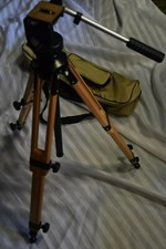 Dreibein Holzstativ Berlebach