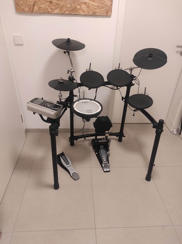 Roland e drum set - roland, mk