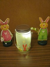 Ostern : 2 Hasen und eine LED Lampe