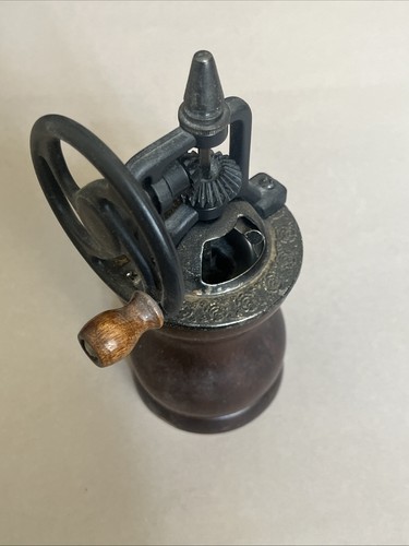 Retro pfeffermühle mit dreh - retro,