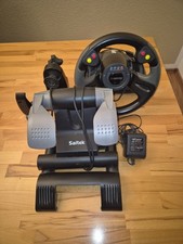 Saitek R440 FORCE FEEDBACK. Lenkrad mit Pedalen, Halterung und mit Netzgerät.