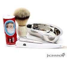 Rasierpinsel, Rasierer