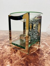 DIAMANT ZERKLEINERTES