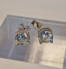 Ohrstecker - Moissaniten - L 922