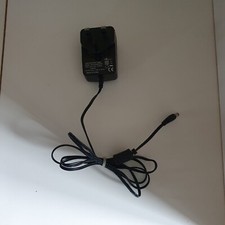 5V 2A AC/DC Adapter für