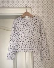 Next England Langarmshirt 134 Mädchen Weiß Blumen Neuwertig