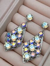 Vintage Ohrringe mit fumkelnden AB Swarovski Kristall, geometrisches Design Neu