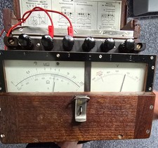 Präzisions-Isolationsmesser, Megaohmmeter und Voltmeter,  Siemens & Halske