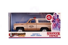 Jada 31114 1:32 STRANGER THINGS Hooper's - 1980 Chevy Blazer Opening Feature Neu