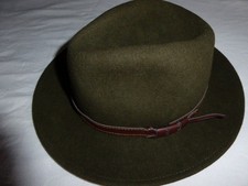 Grüner Hut Gr . 56 Marke