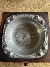 Alter Aschenbecher  Holz/Zinn